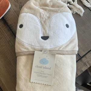 NWT Cloud Island fox hooded baby towel